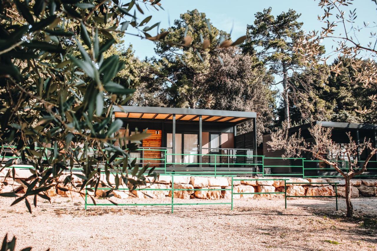 Mobile Home Kailani Nr 121, Camping Porton Biondi Rovinj Exterior foto