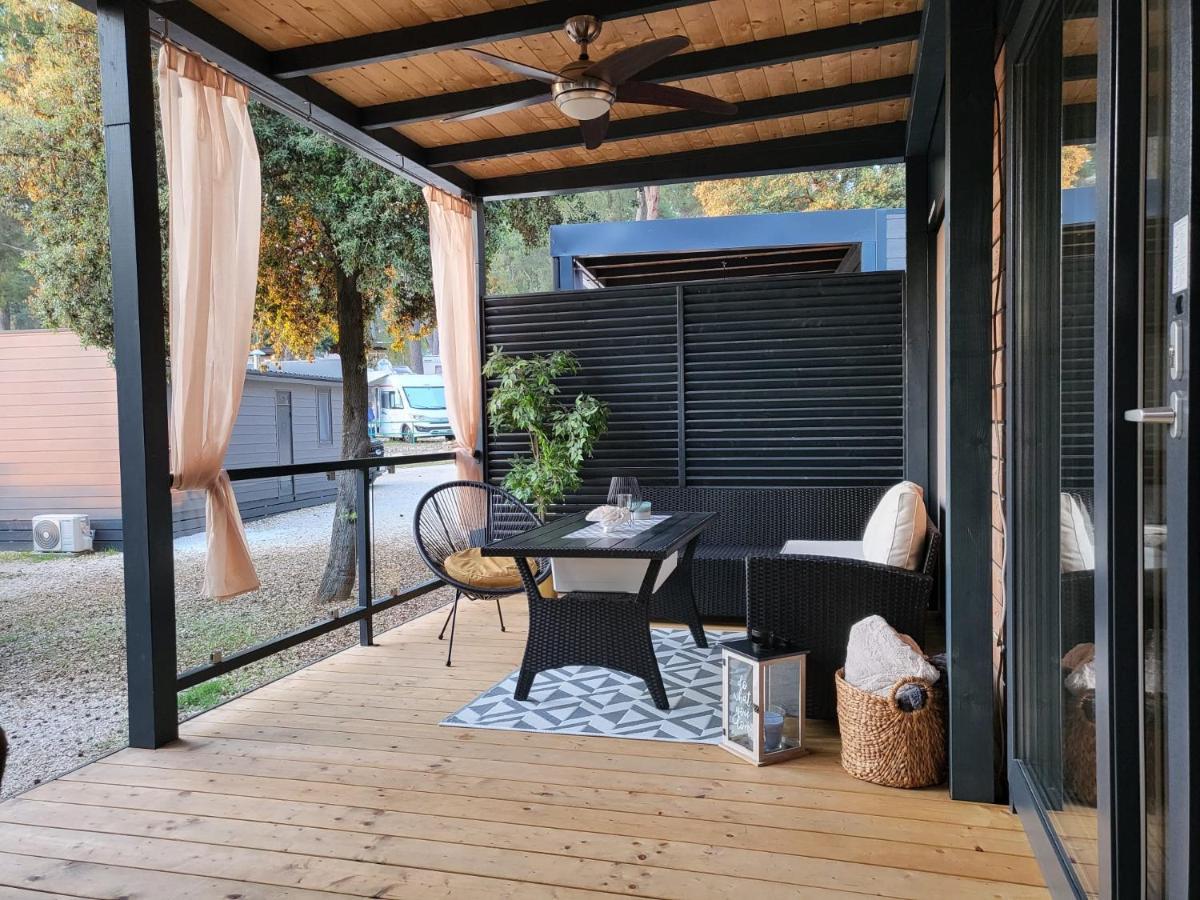 Mobile Home Kailani Nr 121, Camping Porton Biondi Rovinj Exterior foto
